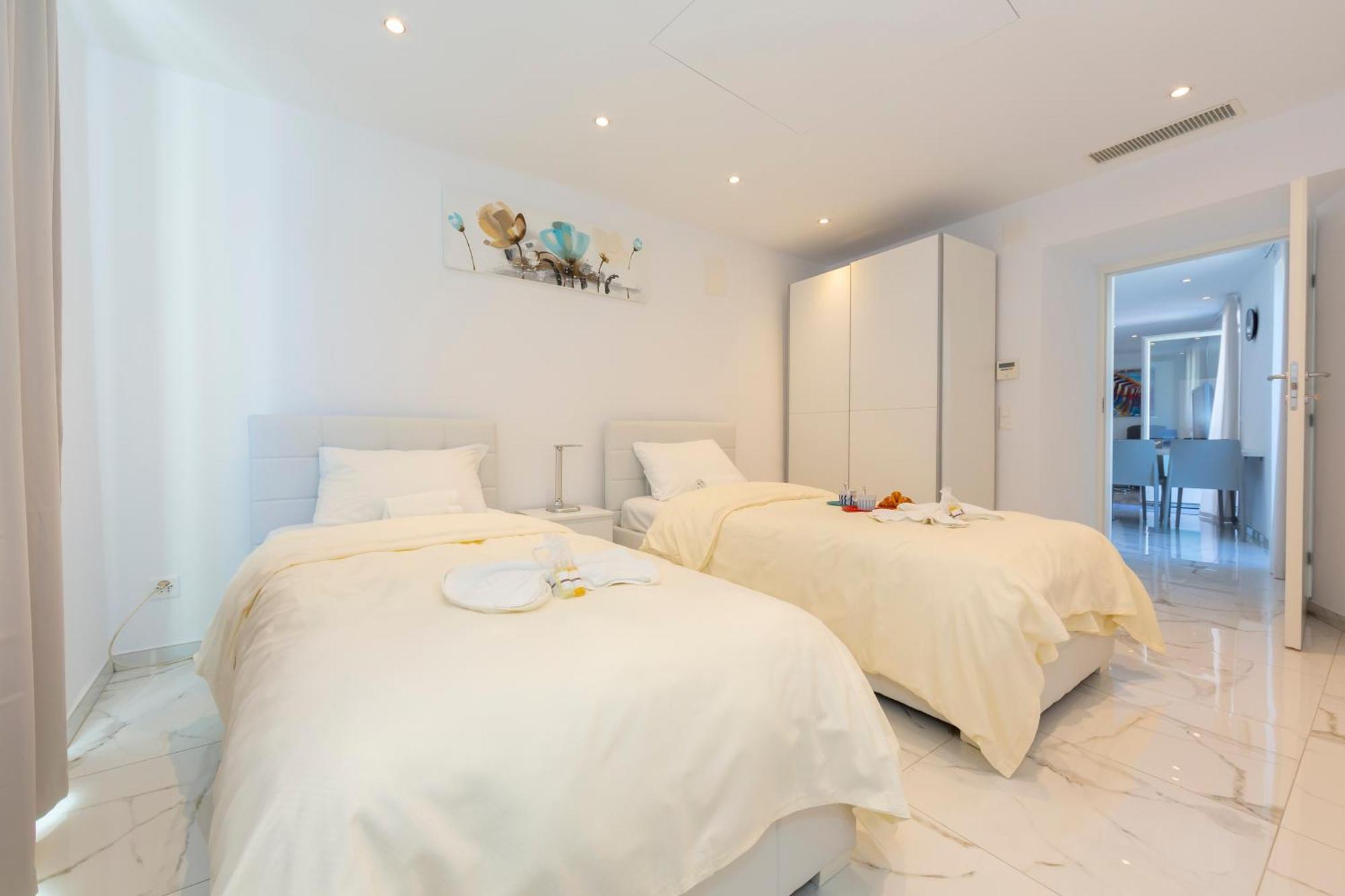 Yellow View Apartment - Happy Rentals Ronco sopra Ascona Exterior foto