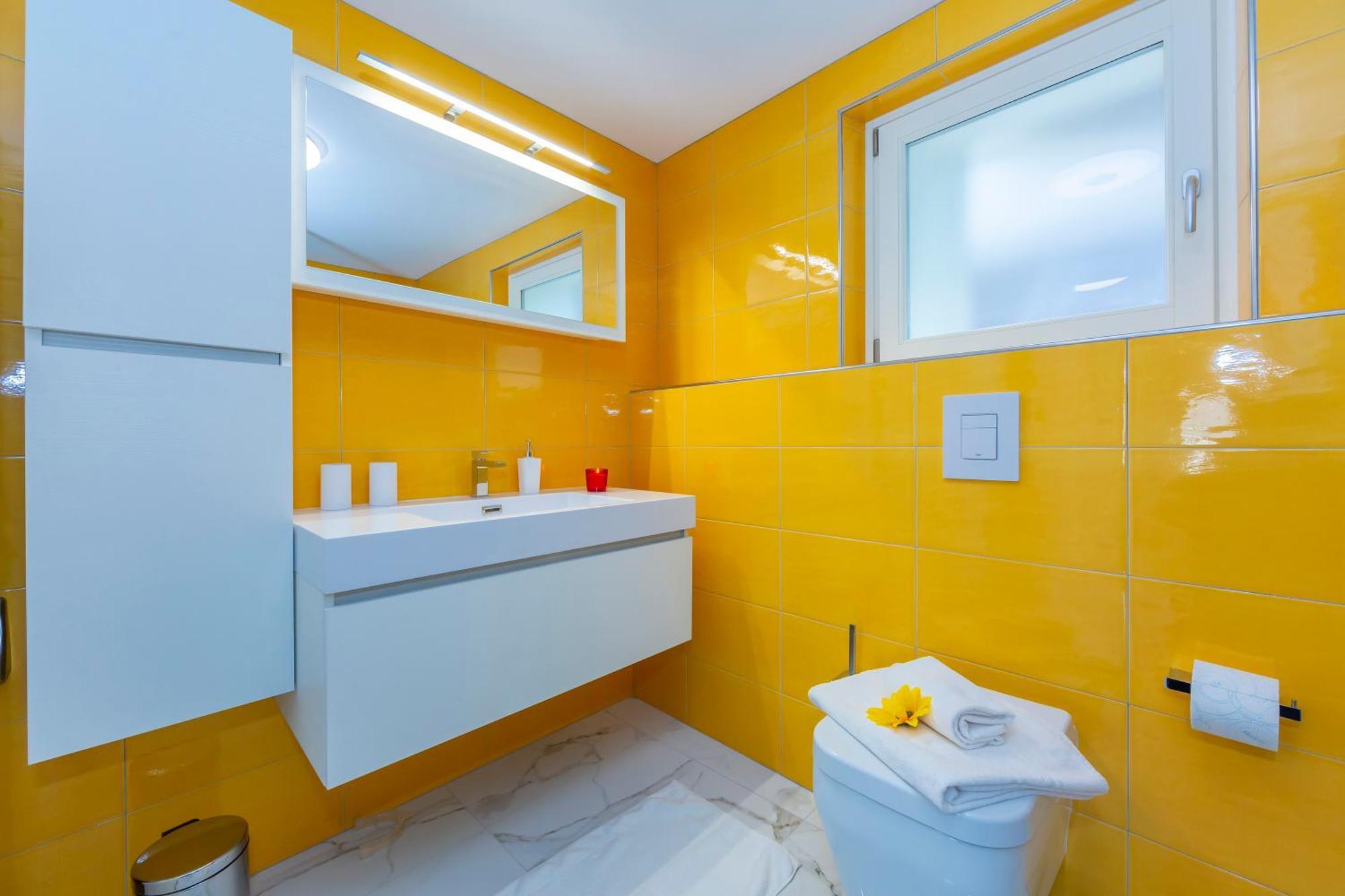 Yellow View Apartment - Happy Rentals Ronco sopra Ascona Exterior foto