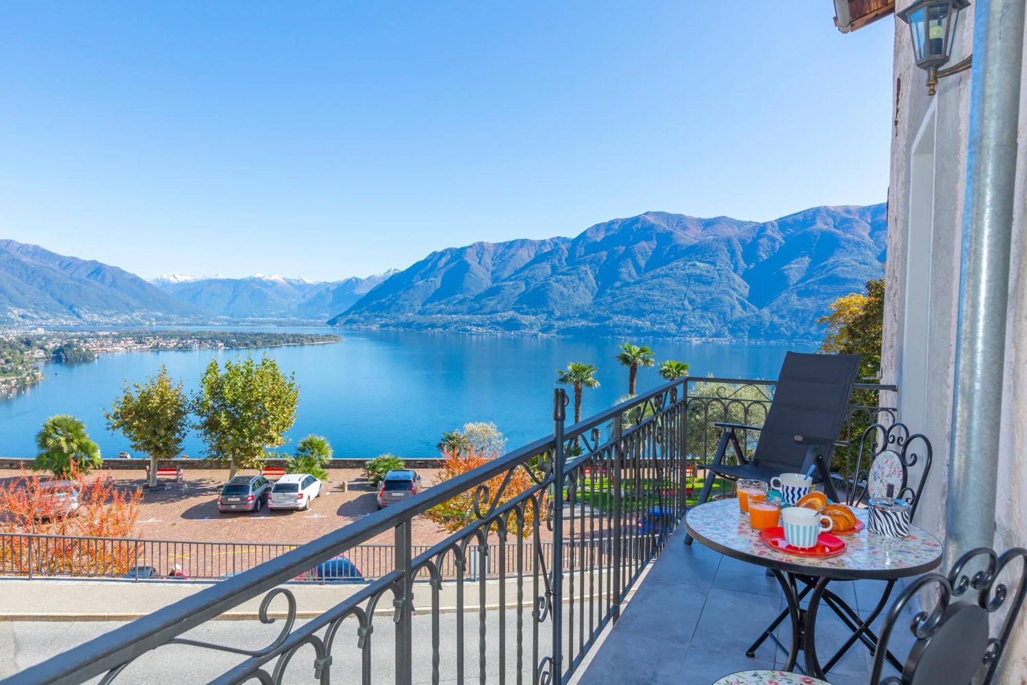 Yellow View Apartment - Happy Rentals Ronco sopra Ascona Exterior foto